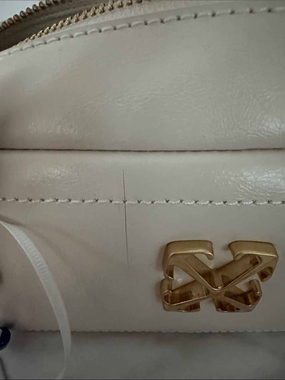 Off-White Pale Cream Leather Shoulder Bag with Gold Hardware - Picture 8 of 9
